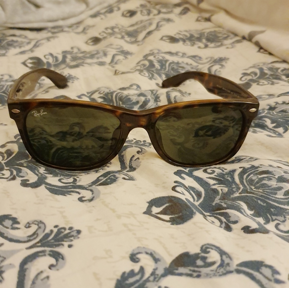 Ray ban sunglasses